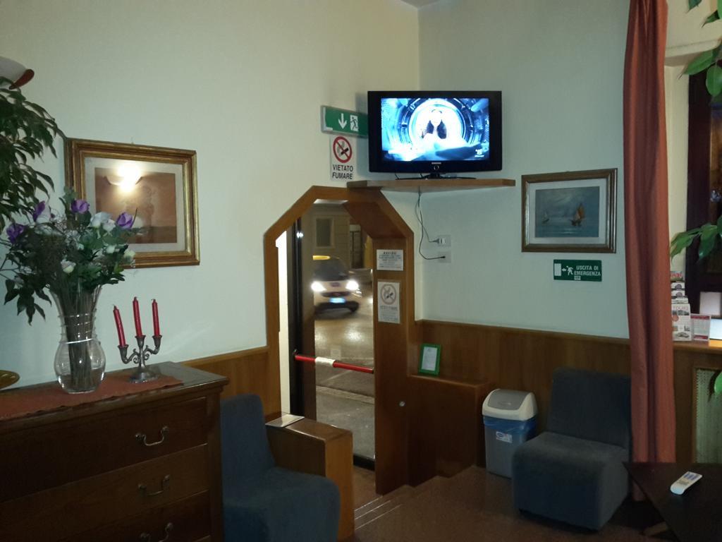 Albergo Sonia Флоренция Экстерьер фото