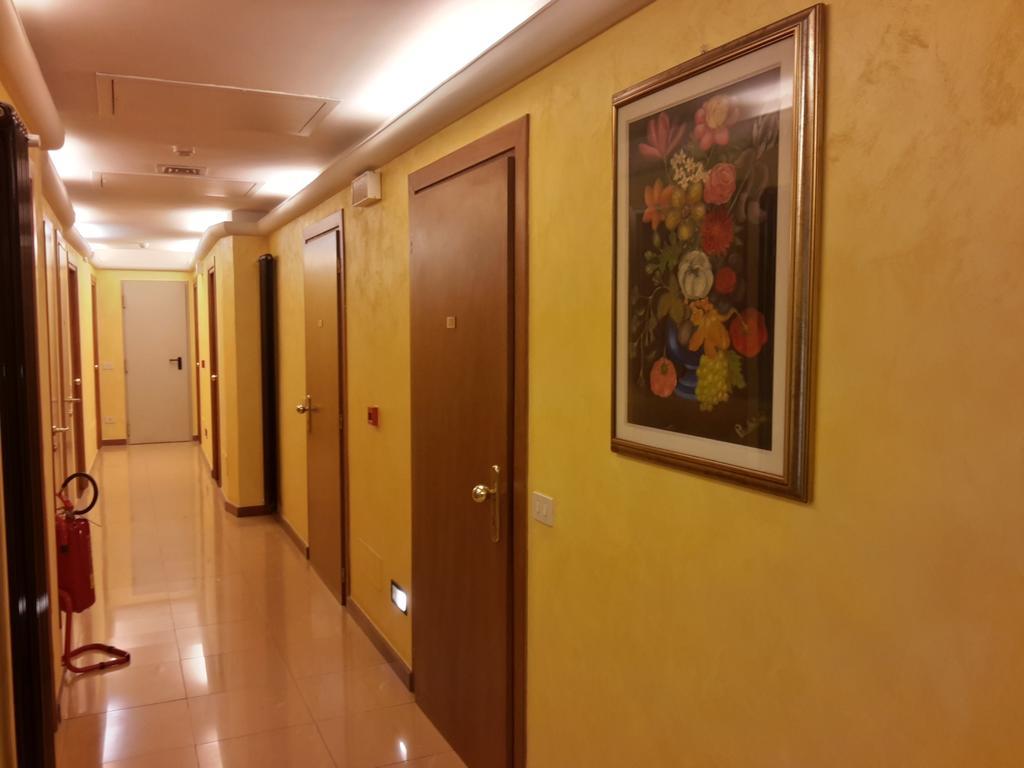 Albergo Sonia Флоренция Экстерьер фото